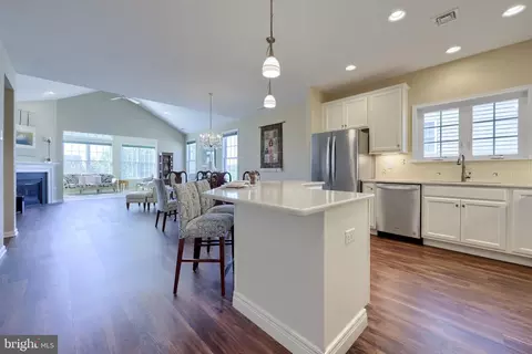 Kitchen - 576 Allegiance Dr, Lititz, PA 17543 photo 2 of 7