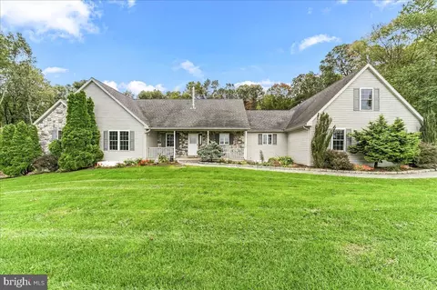 318 Springhill Rd, Quarryville, PA 17566