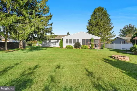 Exterior - 120 Hershey Rd, Lititz, PA 17543 photo 9 of 10