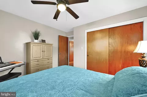 Bedroom - 120 Hershey Rd, Lititz, PA 17543 photo 3 of 5