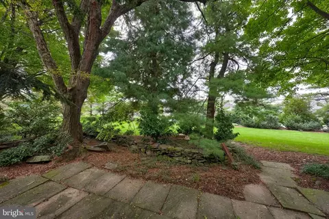 Exterior - 526 Ashton Pl, Lititz, PA 17543 photo 5 of 12