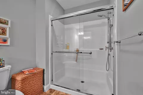 Bath - 233 S Spruce St, Lititz, PA 17543 photo 3 of 3