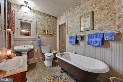 Bath - 233 S Spruce St, Lititz, PA 17543 photo 1 of 3