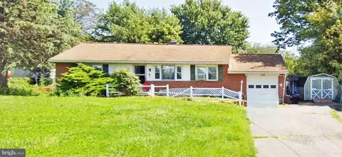 137 Marticville Rd, Lancaster, PA 17603