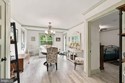 Dining - 80 Dead End Rd, Lititz, PA 17543 photo 1 of 4