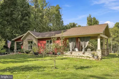 Exterior - 80 Dead End Rd, Lititz, PA 17543 photo 9 of 33