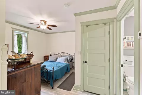 Bedroom - 80 Dead End Rd, Lititz, PA 17543 photo 1 of 7