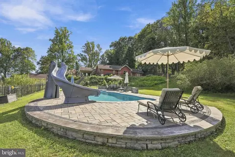 Exterior - 80 Dead End Rd, Lititz, PA 17543 photo 18 of 33