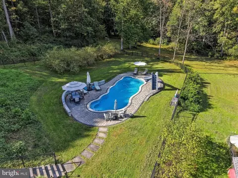 Exterior - 80 Dead End Rd, Lititz, PA 17543 photo 33 of 33