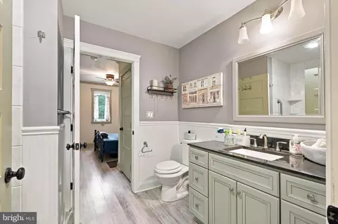 Entry Way - 80 Dead End Rd, Lititz, PA 17543 photo 9 of 14