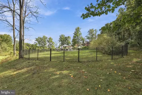 Exterior - 80 Dead End Rd, Lititz, PA 17543 photo 30 of 33