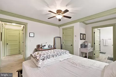 Bedroom - 80 Dead End Rd, Lititz, PA 17543 photo 5 of 7