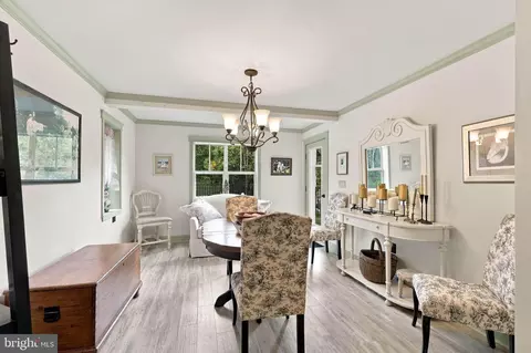 Dining - 80 Dead End Rd, Lititz, PA 17543 photo 2 of 4