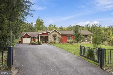 Exterior - 80 Dead End Rd, Lititz, PA 17543 photo 4 of 33