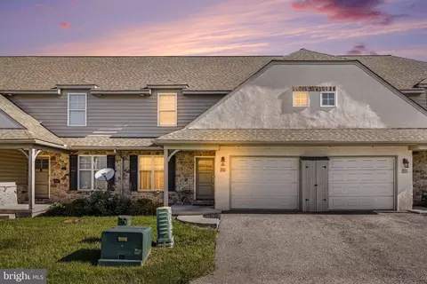 49 Toll Gate Sta, Lancaster, PA 17601