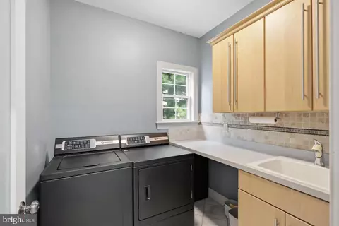 Other - 1146 S Bristol Dr, Lititz, PA 17543 photo 9 of 14