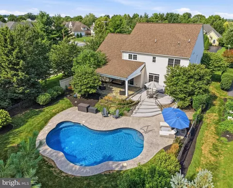Other - 1146 S Bristol Dr, Lititz, PA 17543 photo 1 of 14