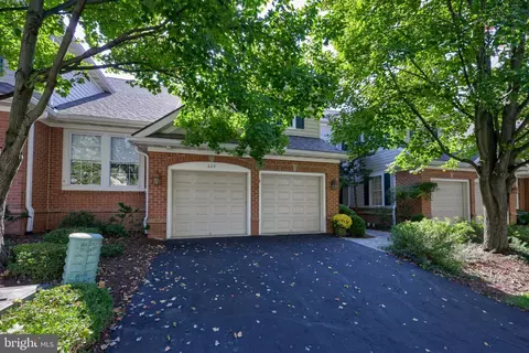 Exterior - 624 Northfield Rd, Lititz, PA 17543 photo 4 of 9