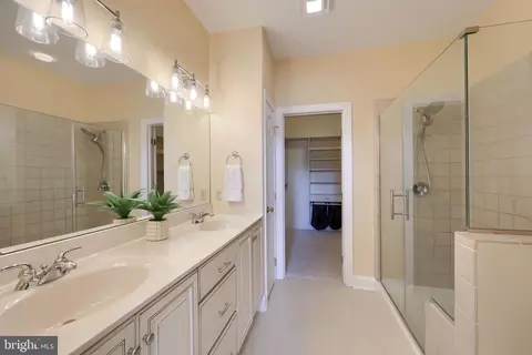 Entry Way - 624 Northfield Rd, Lititz, PA 17543 photo 5 of 10