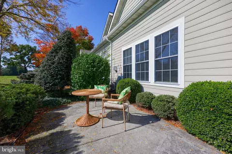 Exterior - 624 Northfield Rd, Lititz, PA 17543 photo 6 of 9