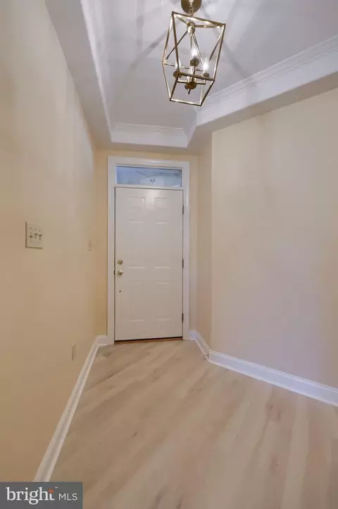 Entry Way - 624 Northfield Rd, Lititz, PA 17543 photo 1 of 10