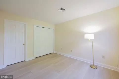 Bedroom - 624 Northfield Rd, Lititz, PA 17543 photo 6 of 6