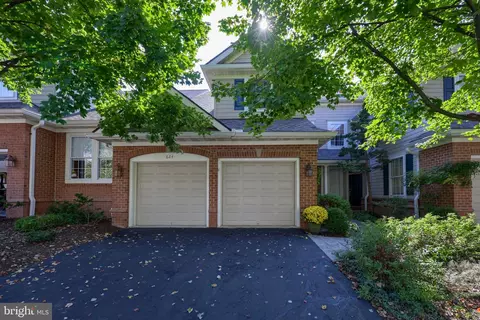 Exterior - 624 Northfield Rd, Lititz, PA 17543 photo 3 of 9