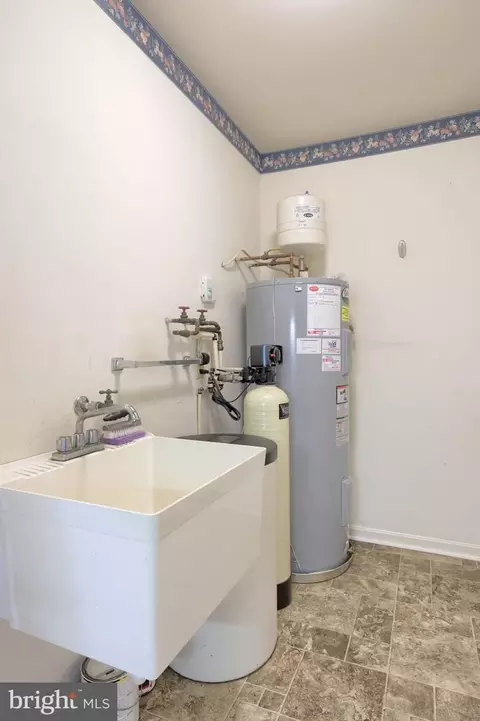 Other - 811 S Cedar St, Lititz, PA 17543 photo 3 of 8