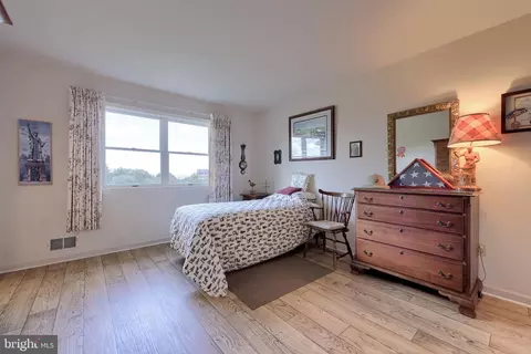 Bedroom - 811 S Cedar St, Lititz, PA 17543 photo 1 of 3