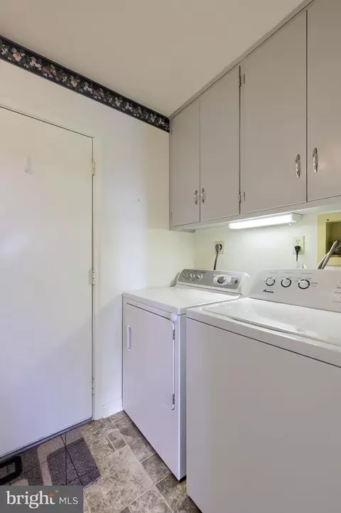 Other - 811 S Cedar St, Lititz, PA 17543 photo 2 of 8