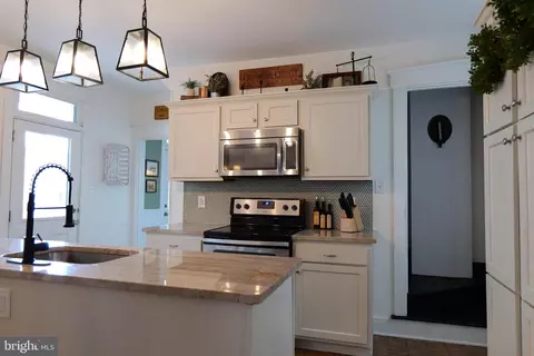 Kitchen - 23 W Orange St, Lititz, PA 17543 photo 2 of 2