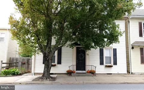 Exterior - 23 W Orange St, Lititz, PA 17543 photo 7 of 7