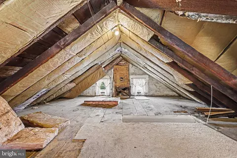 Entry Way - 1259 E Newport Rd, Lititz, PA 17543 photo 3 of 3