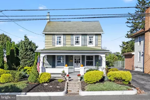 Exterior - 1259 E Newport Rd, Lititz, PA 17543 photo 2 of 12
