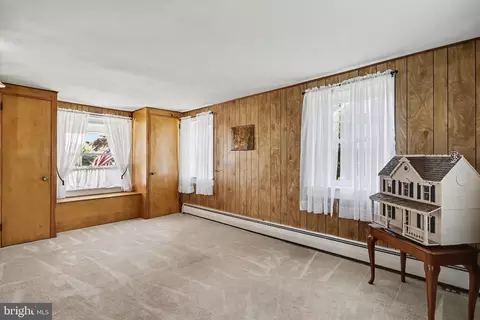 Bedroom - 1259 E Newport Rd, Lititz, PA 17543 photo 1 of 2
