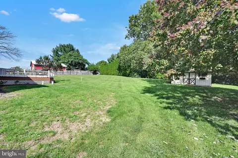 Exterior - 1519 E Newport Rd, Lititz, PA 17543 photo 8 of 8