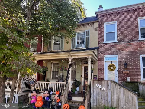 730 4th St, Lancaster, PA 17603