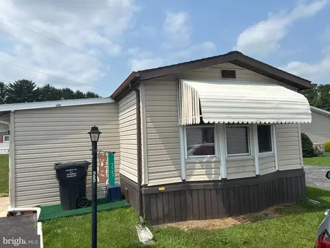25 Jere Rd, Gordonville, PA 17529