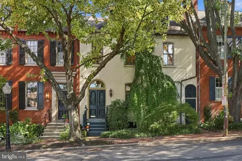 109 S Duke St, Lancaster, PA 17602
