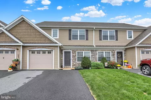 188 Randolph Dr, Elizabethtown, PA 17022