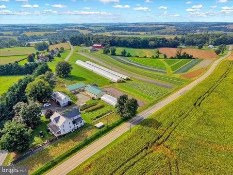 793 Goshen Mill Rd, Peach Bottom, PA 17563