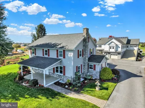 3415 W Pequea Ln, Gordonville, PA 17529