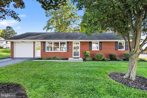 124 Eleanor Dr, Marietta, PA 17547