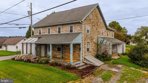 5000 White Oak Rd, Paradise, PA 17562