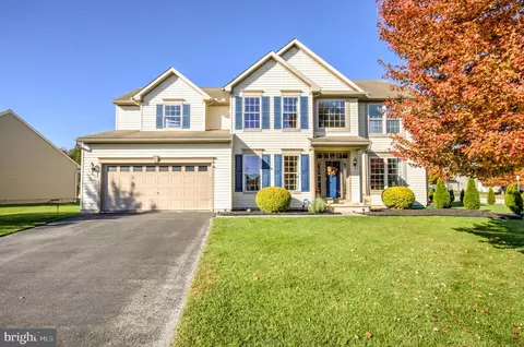 286 Greystone Ln, Quarryville, PA 17566