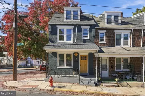 683 Poplar St, Lancaster, PA 17603