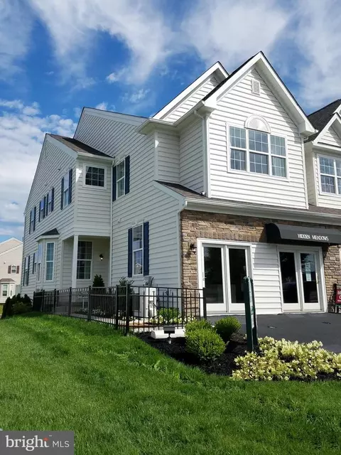 4550 Woodbrush Way #310, Allentown, PA 18104