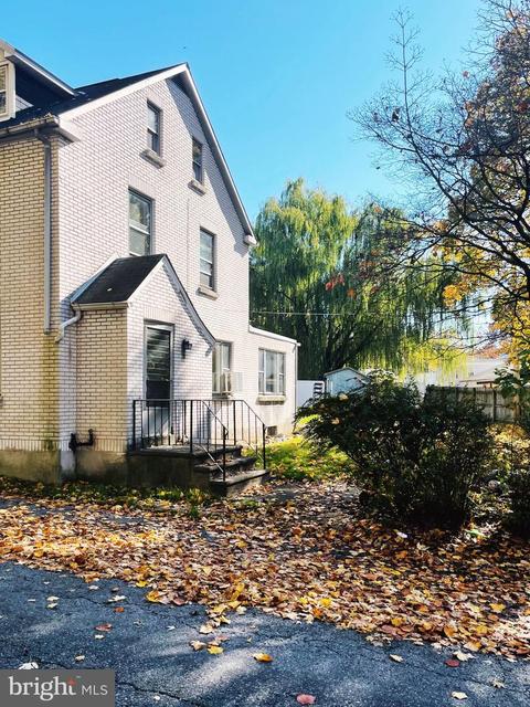 528 N Carlisle St, Allentown, PA 18109