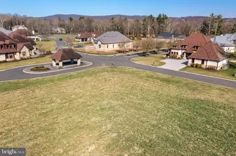 5397 Boulevard Grand Cru, Center Valley, PA 18034