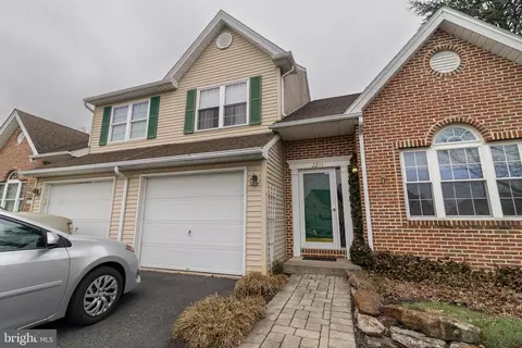 2291 Briarwood Dr, Coplay, PA 18037